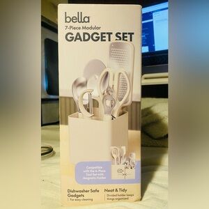 BELLA 7pc modular kitchen set gadget pizza cutter scoop peeler NEW utensils